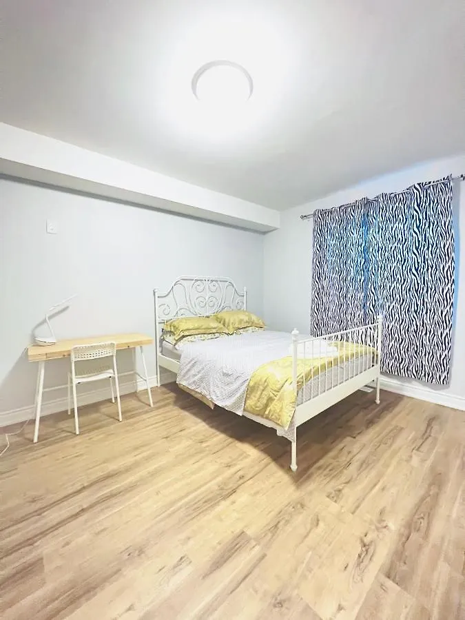 Kensington Market House Hostel Toronto